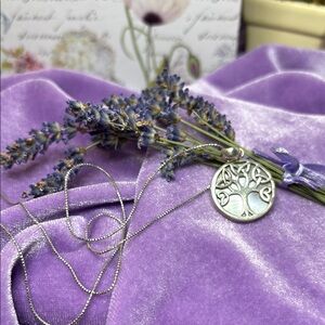 Vintage Sterling Silver & Mother of Pearl Tree of Life Pendant Necklace #EA15